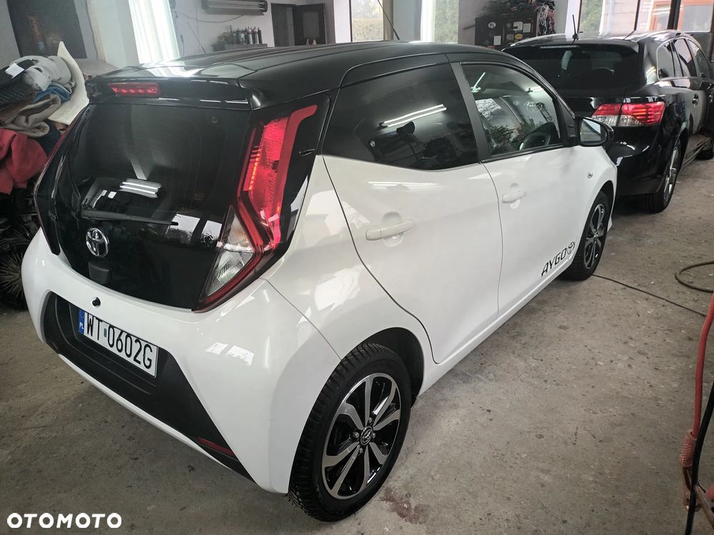 Toyota Aygo 1.0 VVT-i Color Edition - 8