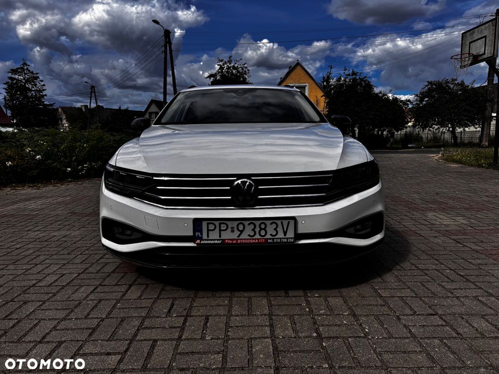 Volkswagen Passat 2.0 TDI EVO Elegance DSG - 4