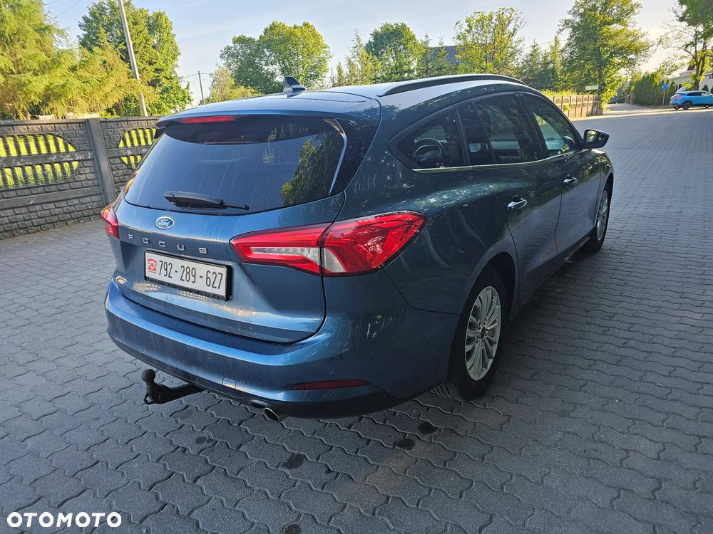 Ford Focus 2.0 TDCi DPF Titanium - 3