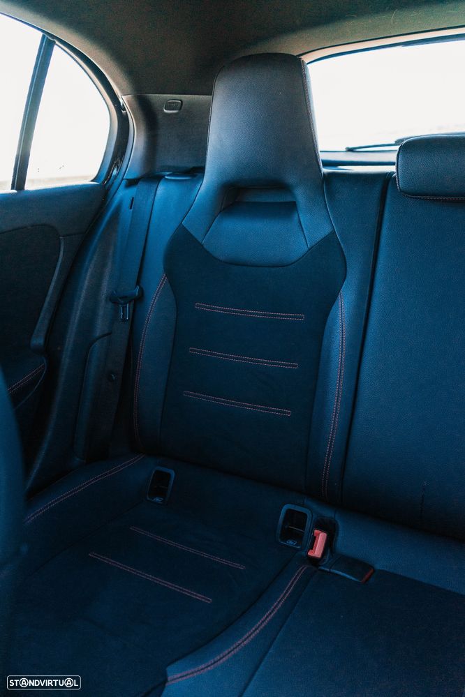 Mercedes-Benz A 200 AMG Line Aut. - 18