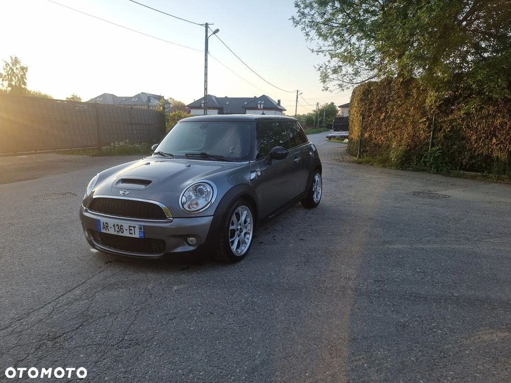 MINI Cooper S Hyde Park - 1