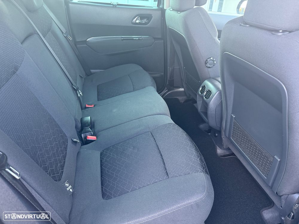 Peugeot 3008 1.6 BlueHDi Style - 23