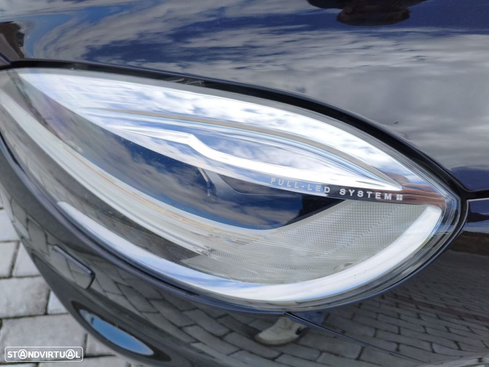 Volvo V40 D4 RDesign - 25