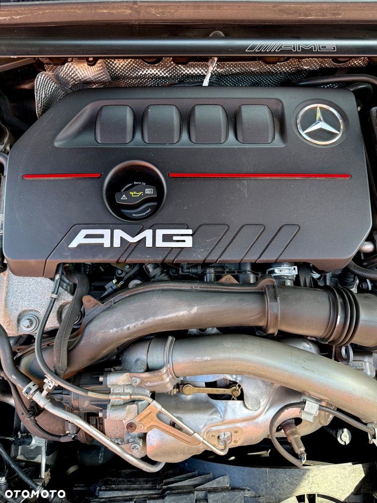 Mercedes-Benz CLA - 35