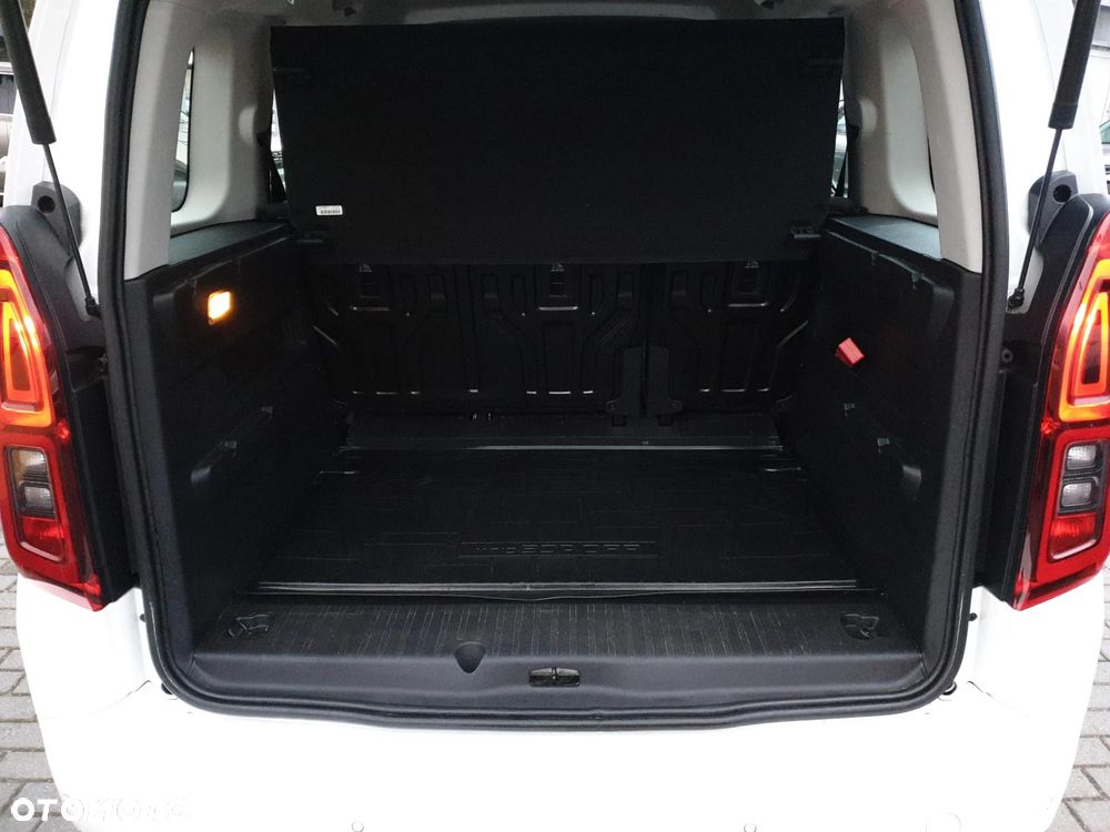 Toyota Proace City Verso 1.2 D-4T Business - 17