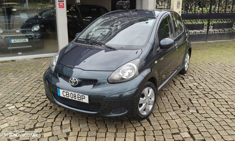 Toyota Aygo 1.0 - 5