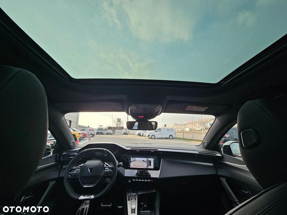 Peugeot 408 - 10