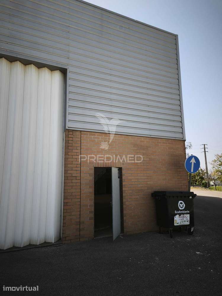 Fantastico armazem em Albergaria-a-Velha com 471m zona Industrial - Grande imagem: 5/31