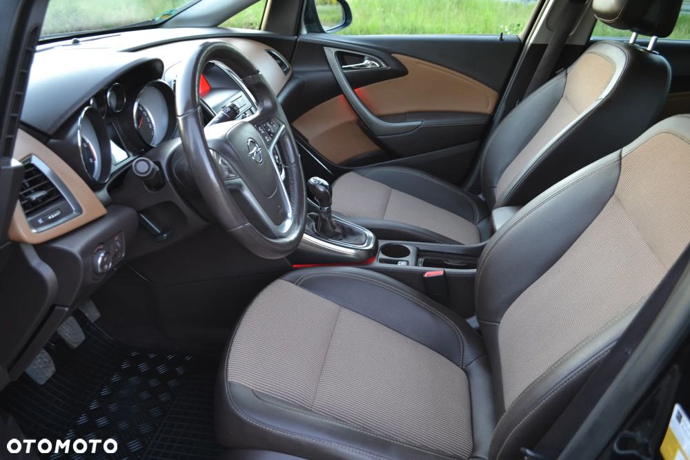 Opel Astra - 16