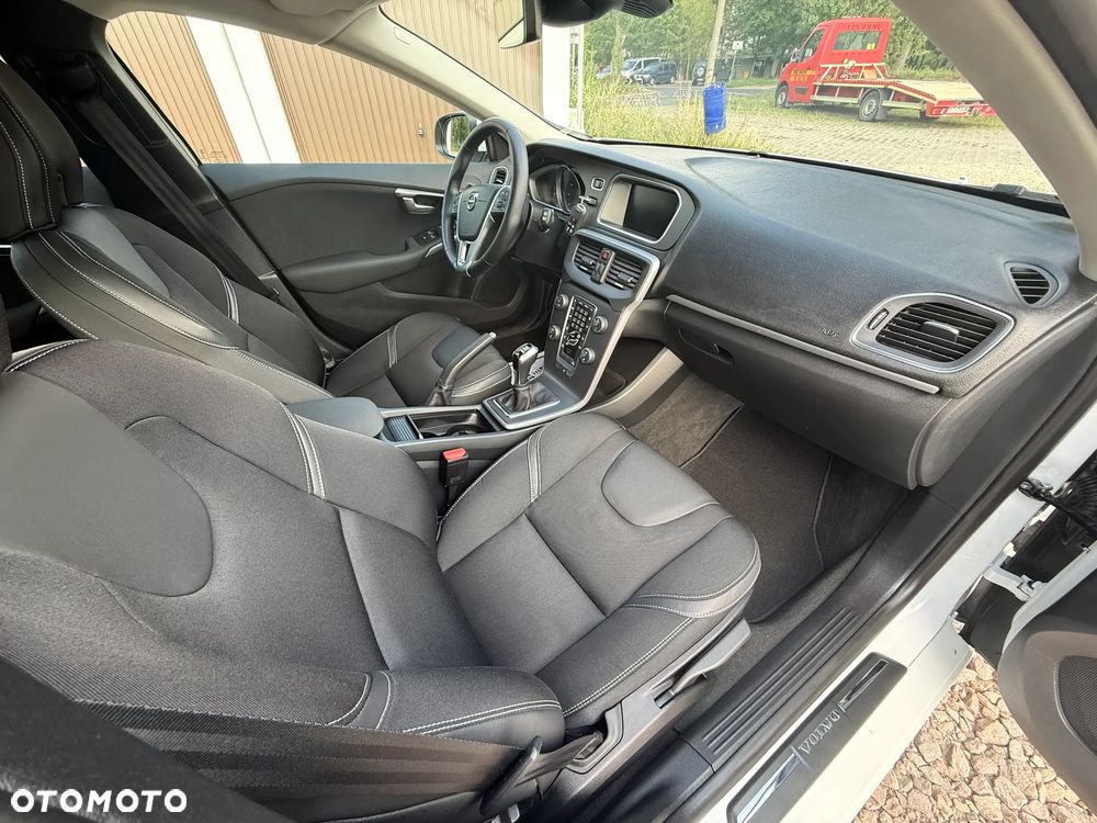 Volvo V40 T2 Drive-E Base - 15