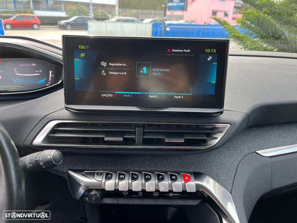 Peugeot 3008 1.6 Hybrid Allure Pack e-EAT8 - 33