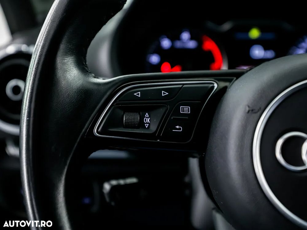 Audi A3 1.6 30 TDI S tronic Sport - 18