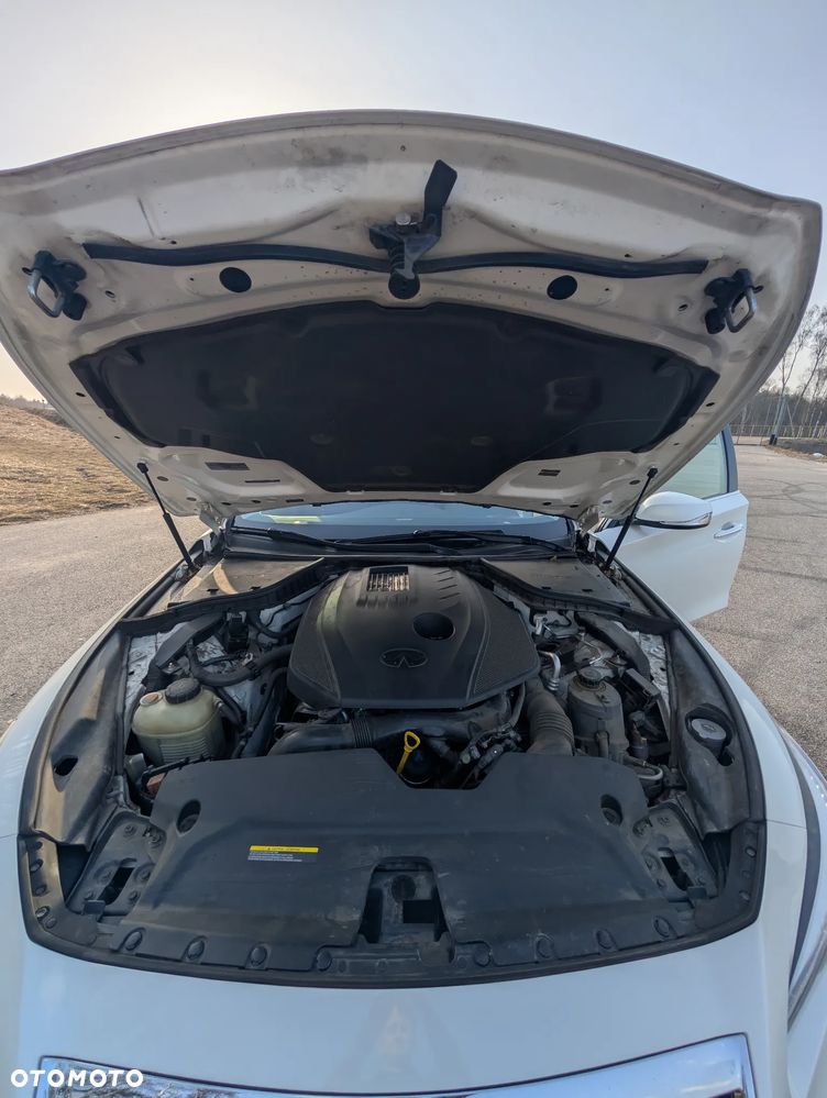 Infiniti Q50 2.0t Premium Executive - 11