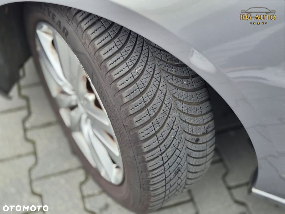 Peugeot 308 - 19
