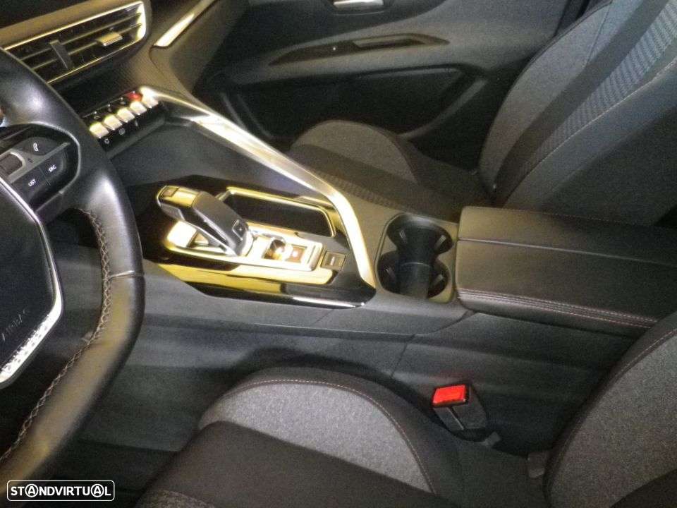 Peugeot 3008 - 13