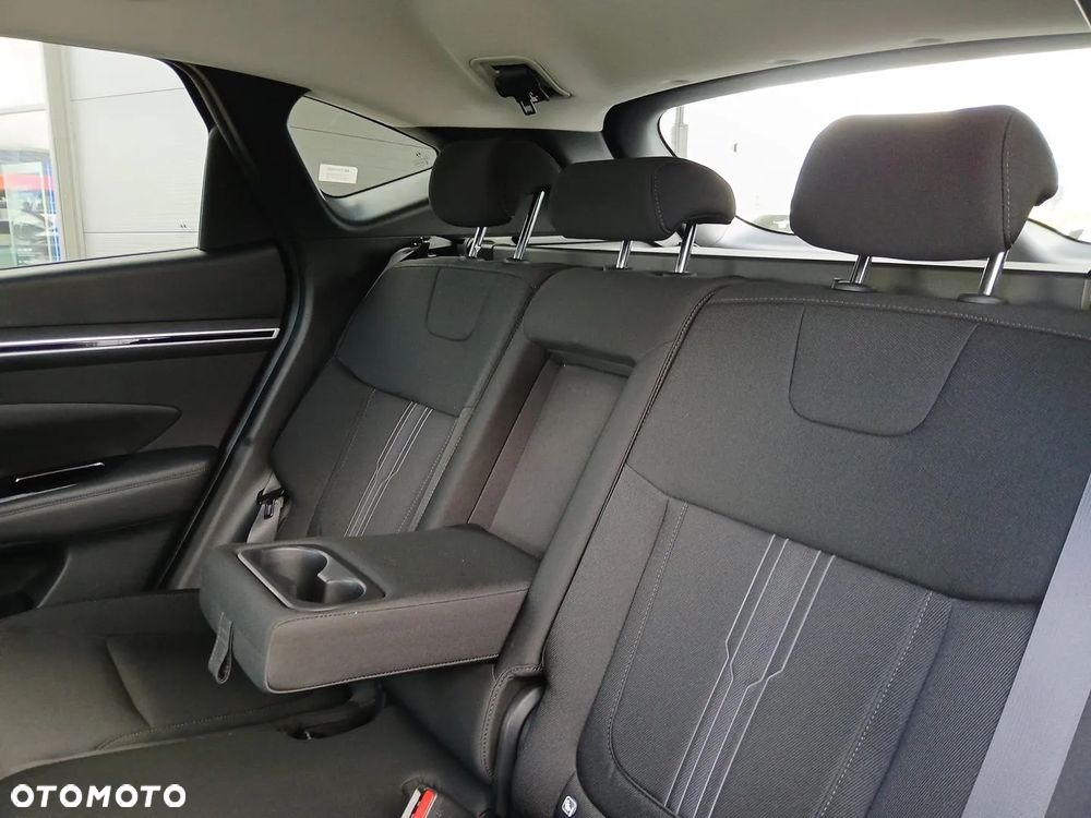 Hyundai Tucson 1.6 T-GDi Smart 2WD - 16