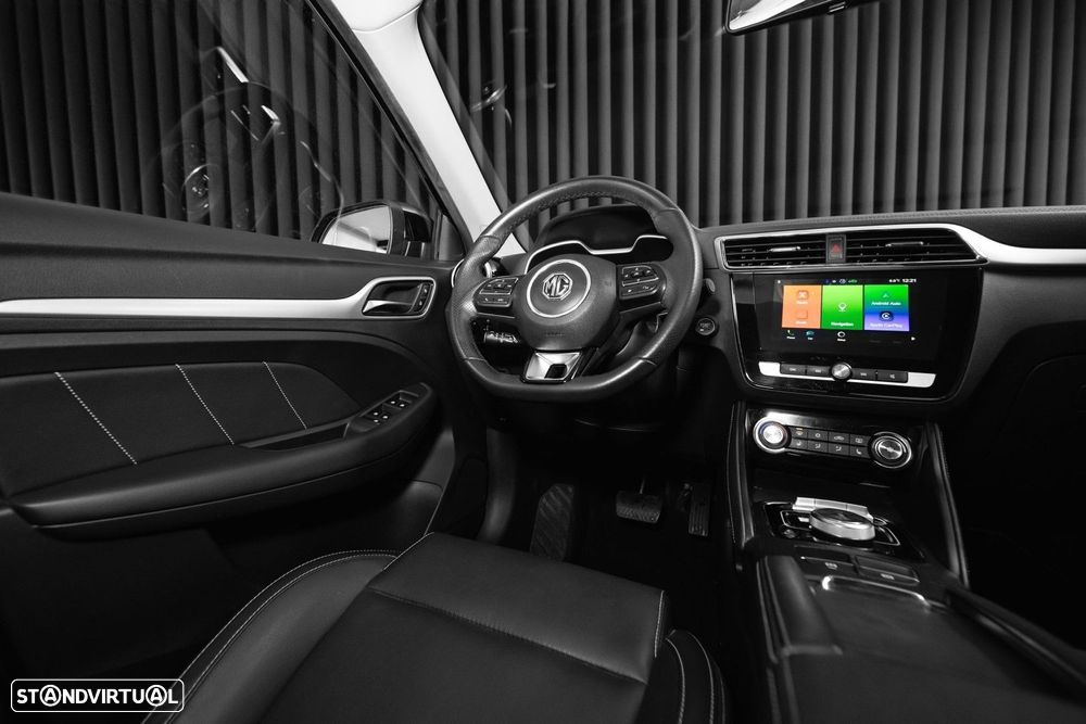 MG ZS EV 44.5 kWh Luxury - 13