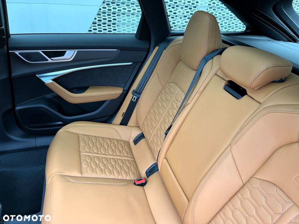 Audi RS6 - 25