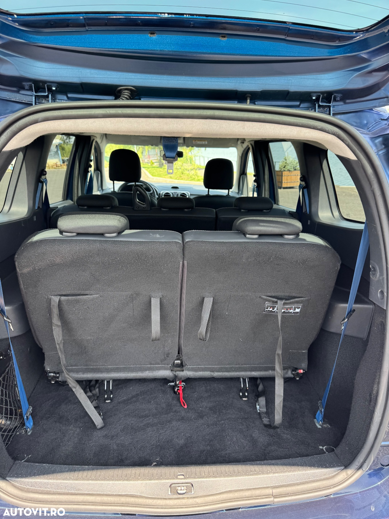 Dacia Lodgy 1.2 TCe 115 CP Laureate - 11