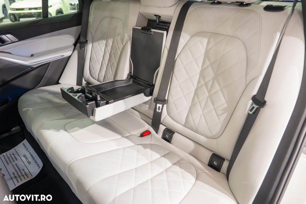 BMW X5 xDrive45e - 26