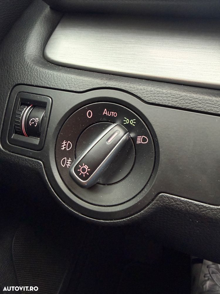 Volkswagen Passat Variant 2.0 TDI BlueMotion Technology Exclusive - 24