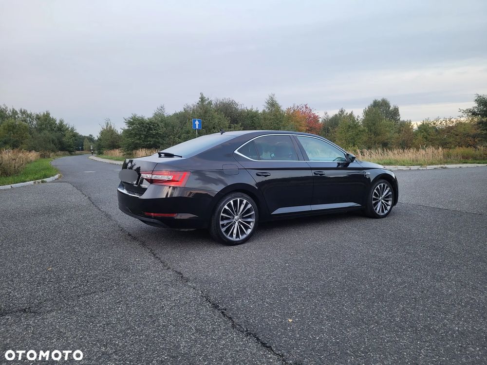 Skoda Superb 2.0 TSI L&K DSG - 5