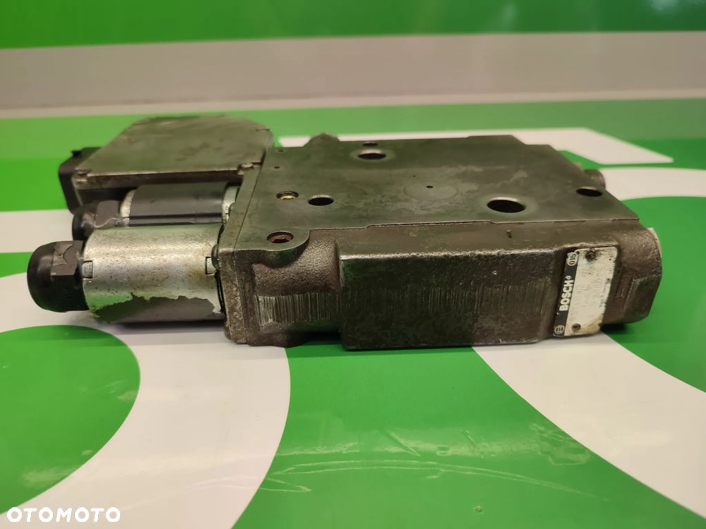 Sekcja EHR Zawór sterujący G718960030016 Fendt 820 Vario - 8