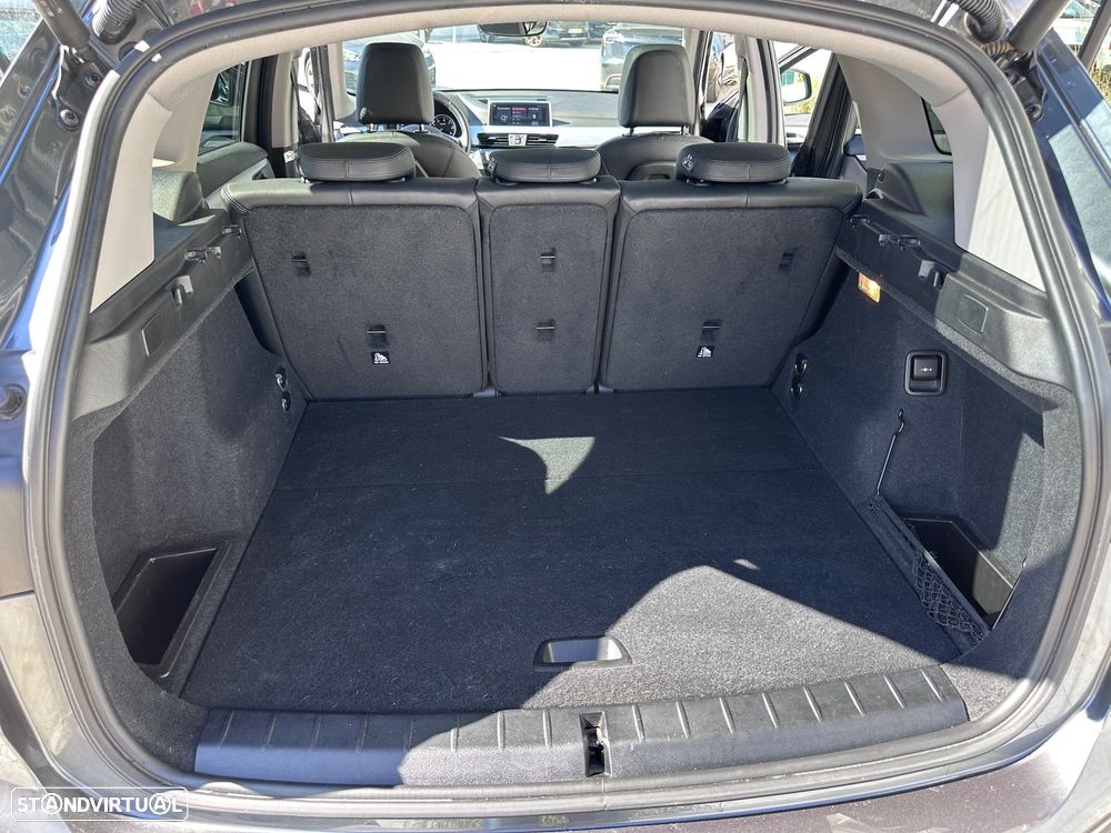 BMW X1 16 d sDrive Auto Line Sport - 21