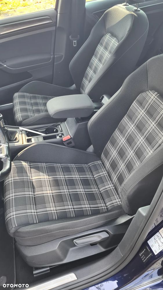 Volkswagen Golf VII 2.0 TDI BMT GTD - 8