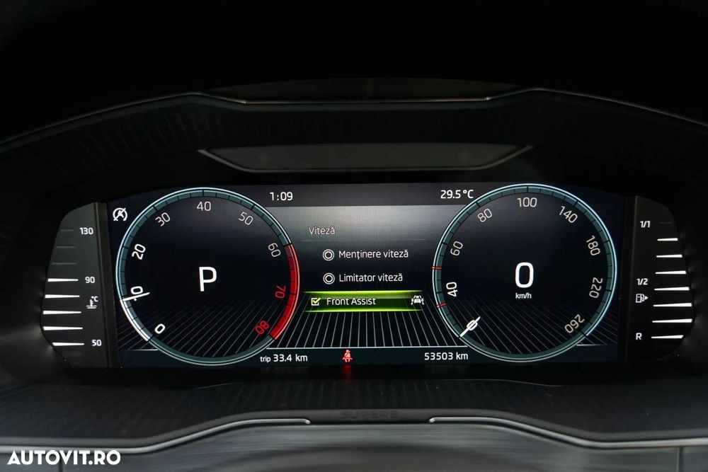 SKODA Superb 2022 — imagine 23
