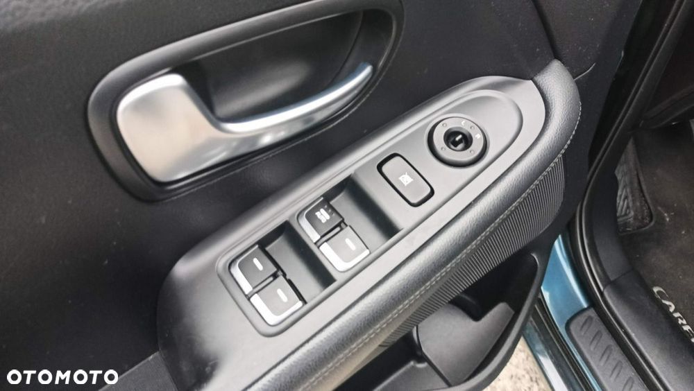 Kia Carens 1.7 CRDi L 7os - 28