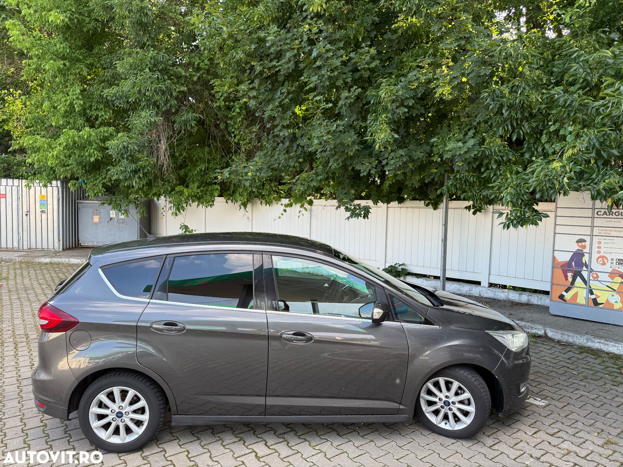 Ford C-Max 1.5 TDCi Start-Stop-System Aut. Titanium - 19