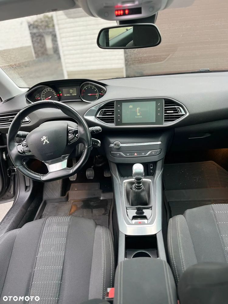 Peugeot 308 PureTech 130 Stop & Start Allure - 10