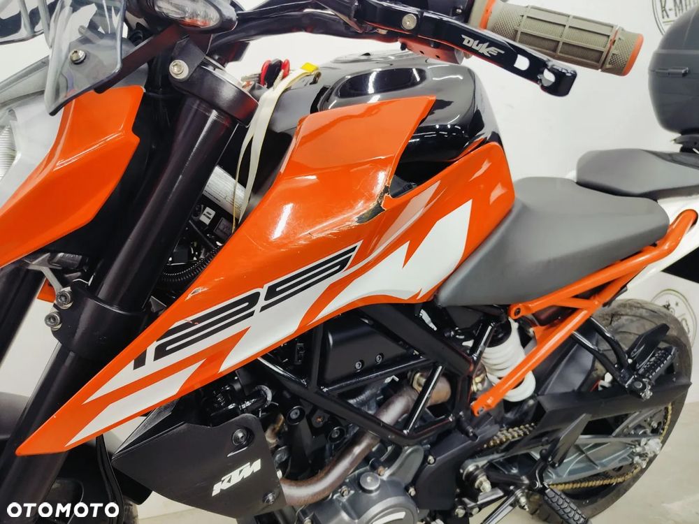 KTM Duke 125 - 22