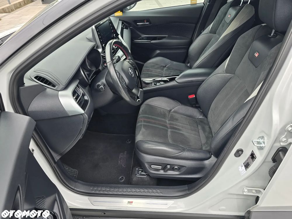 Toyota C-HR 1.8 Hybrid GPF GR Sport - 28