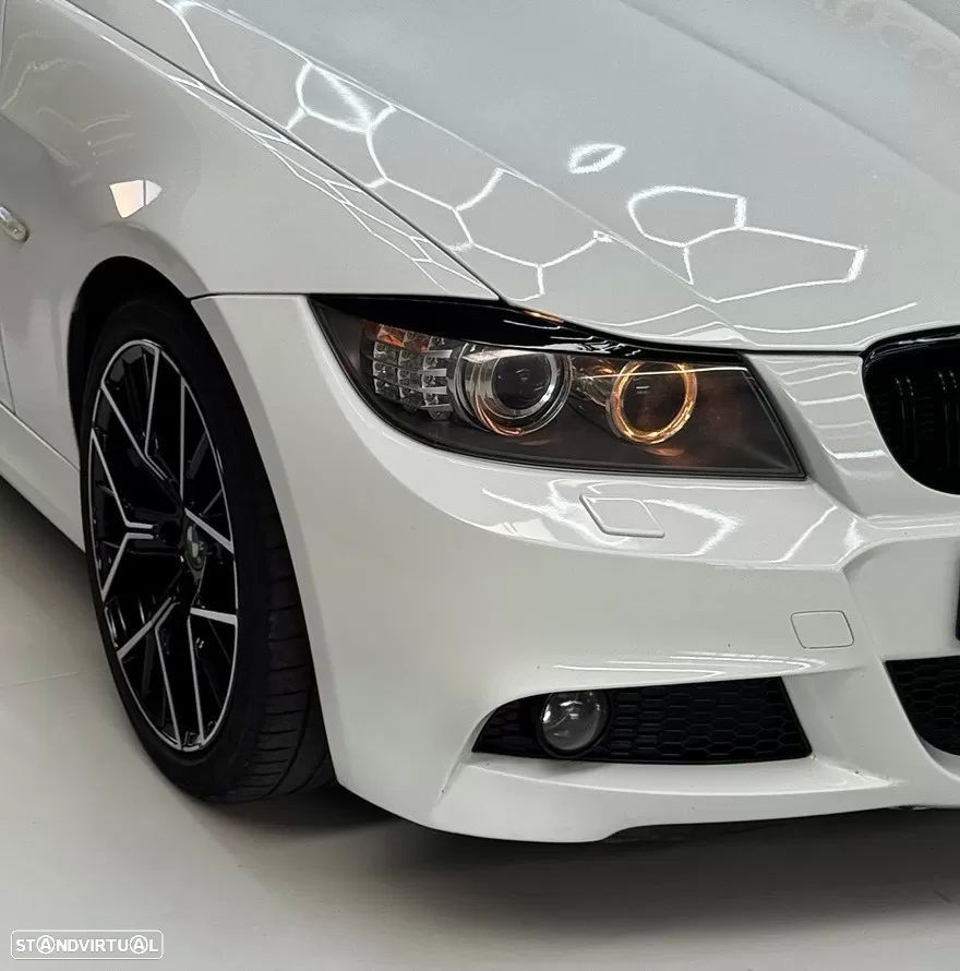 BMW 318 d Pack M - 14