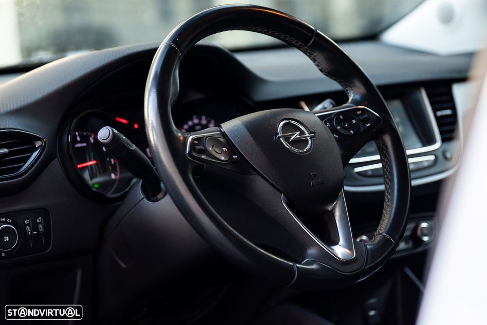 Opel Crossland 1.2 - 13