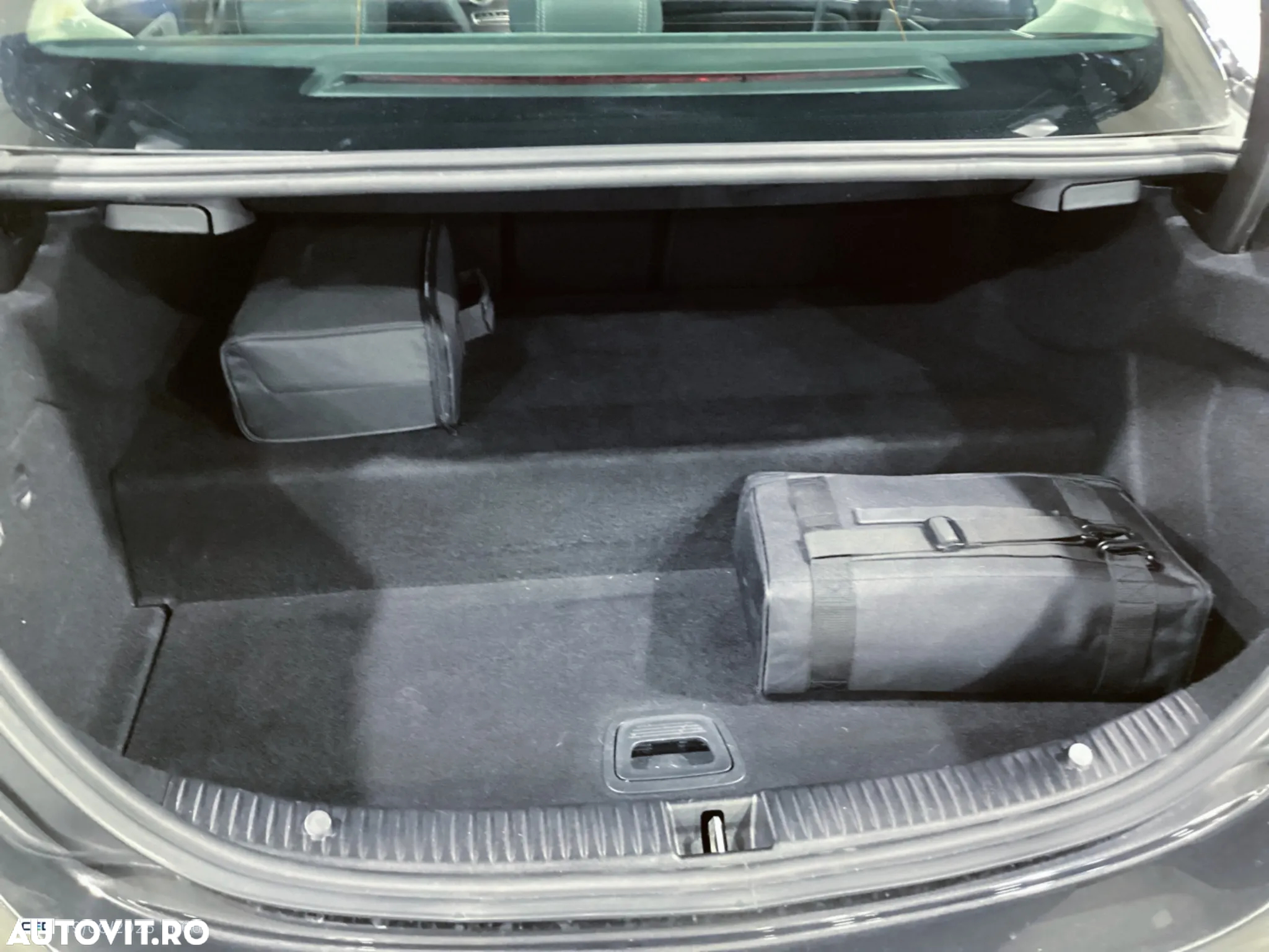 Mercedes-Benz C 300 e 9G-TRONIC - 8