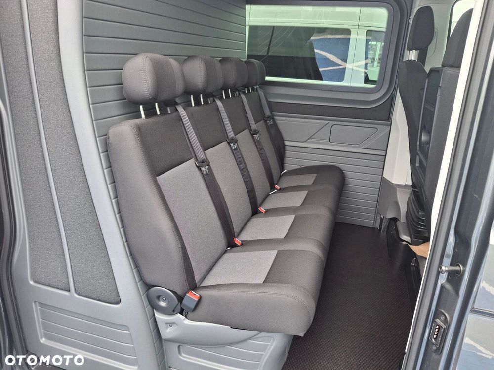 Volkswagen Crafter - 12