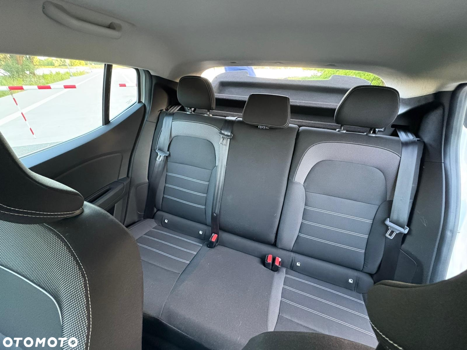 Dacia Sandero 1.0 TCe Comfort - 11