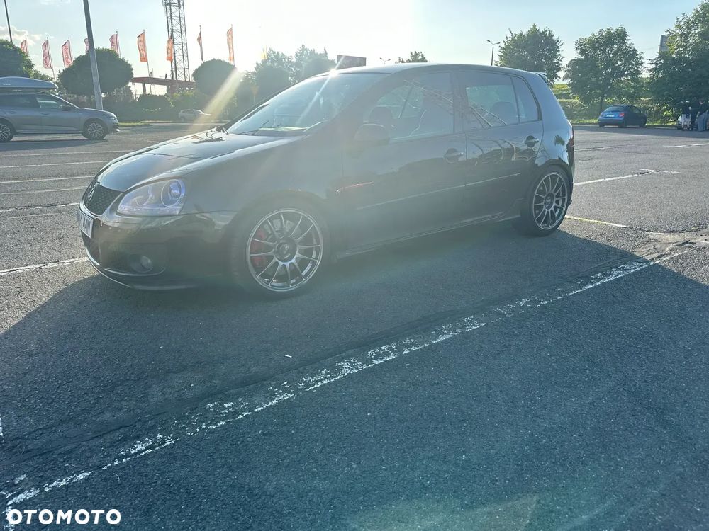 Volkswagen Golf 2.0 TSI GTI DSG - 3