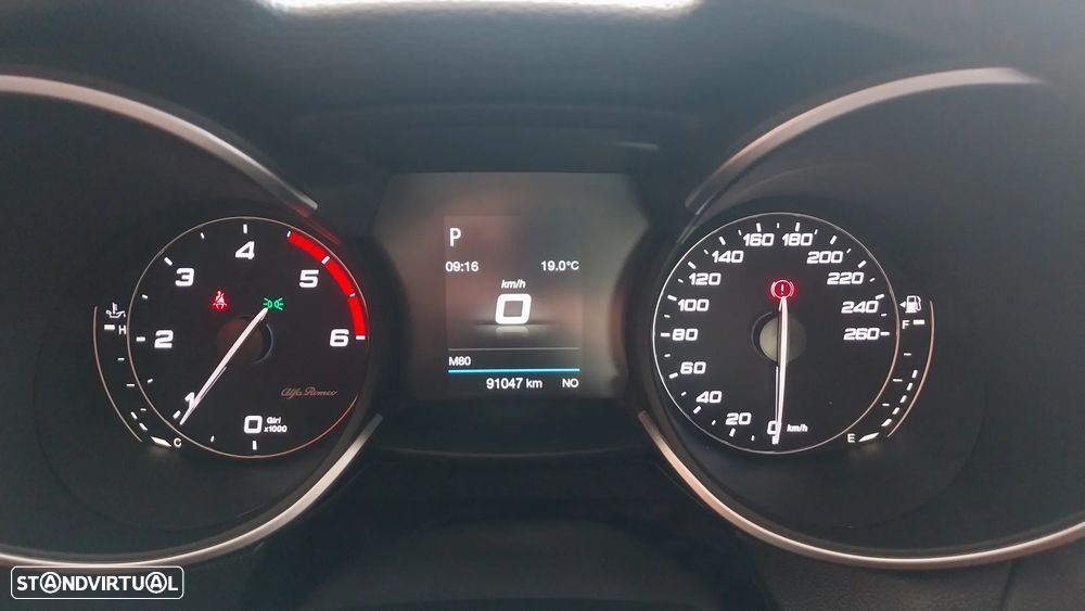 Alfa Romeo Stelvio 2.2 D Super AT8 - 8