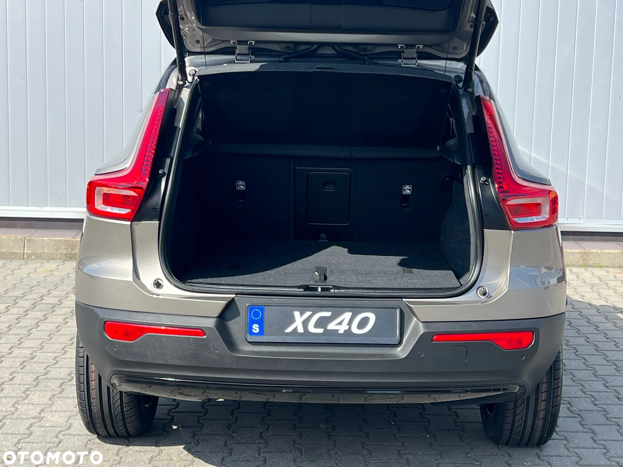 Volvo XC 40 - 15