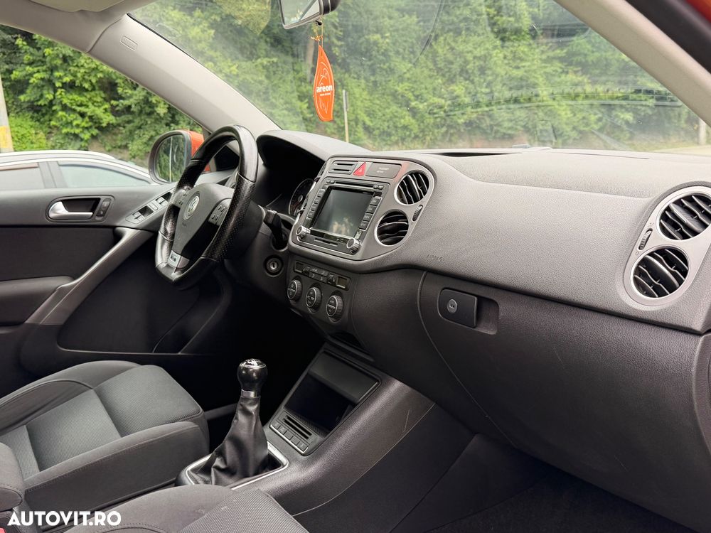 Volkswagen Tiguan 2.0 TSI 4Motion Team - 9