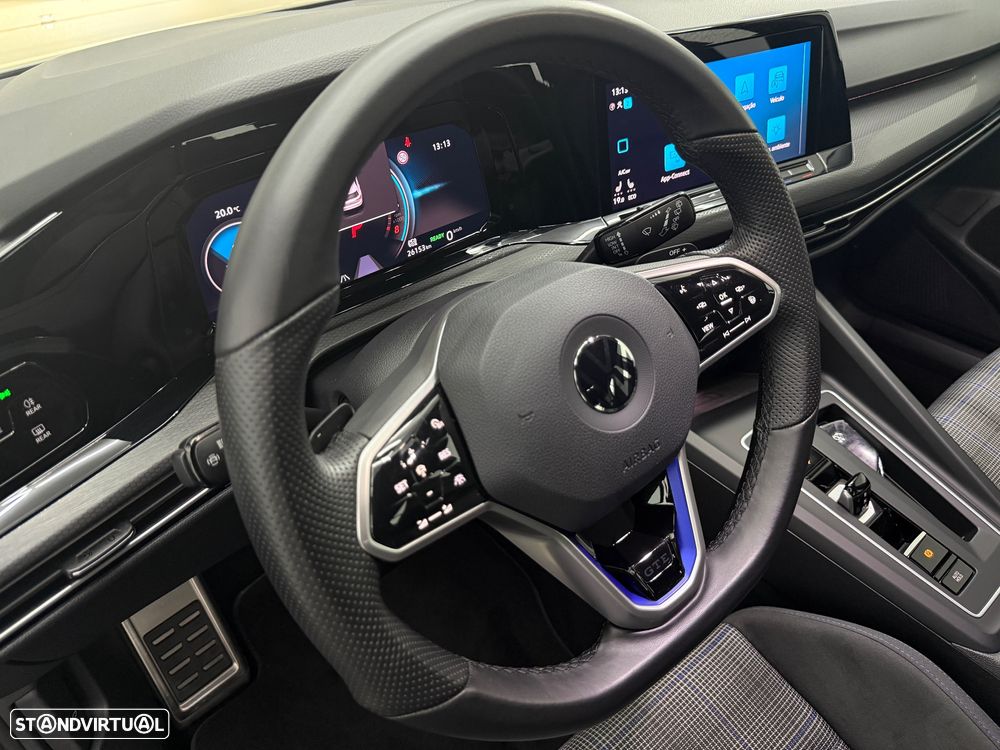 VW Golf 1.4 TSI GTE DSG - 38