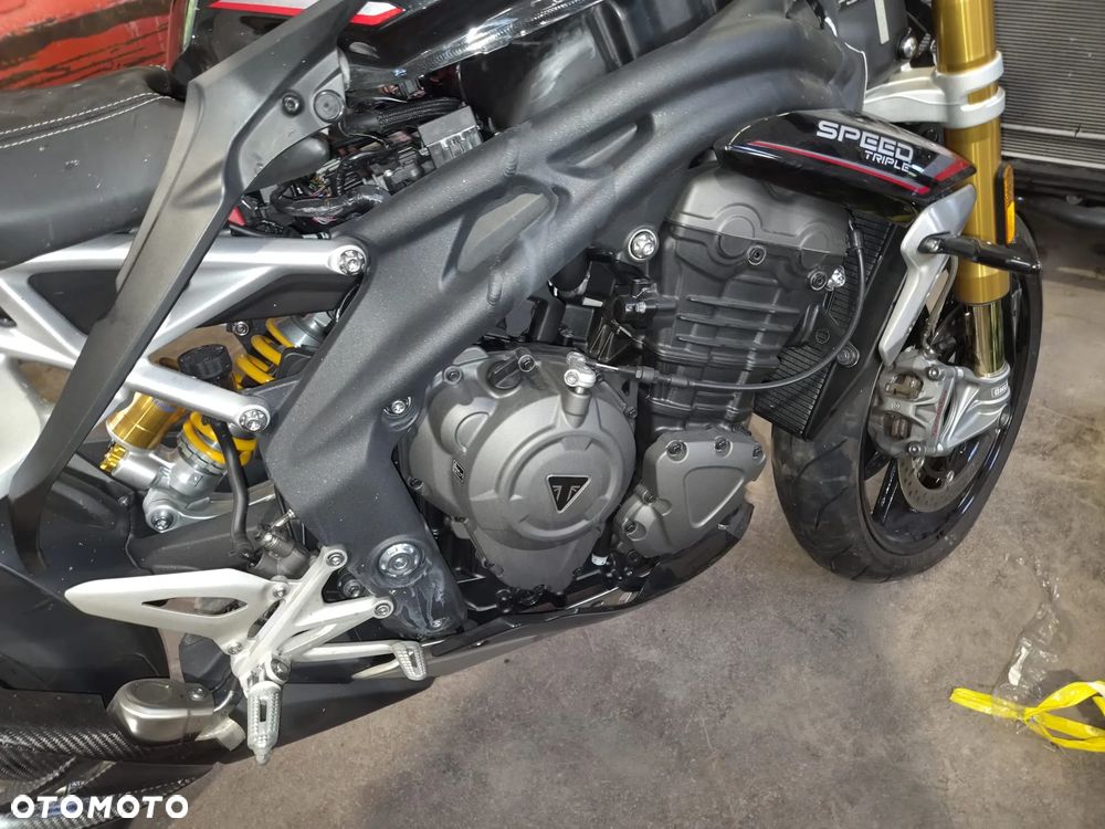 Triumph Speed Triple - 6