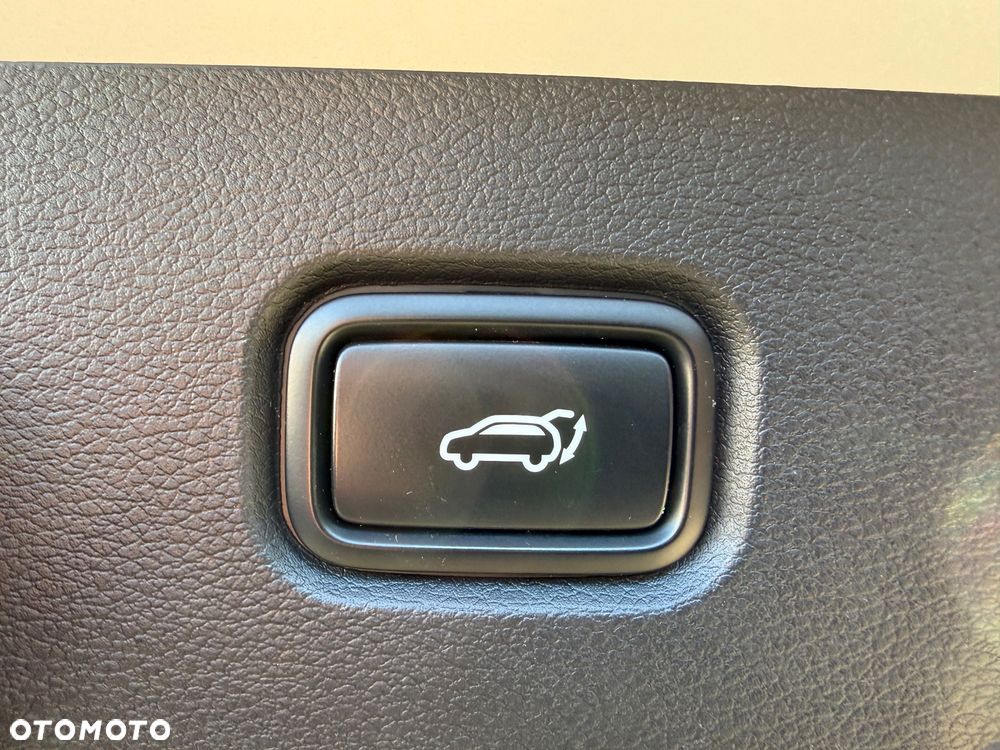 Kia Sportage 1.6 T-GDI MHEV Business Line 2WD DCT - 17