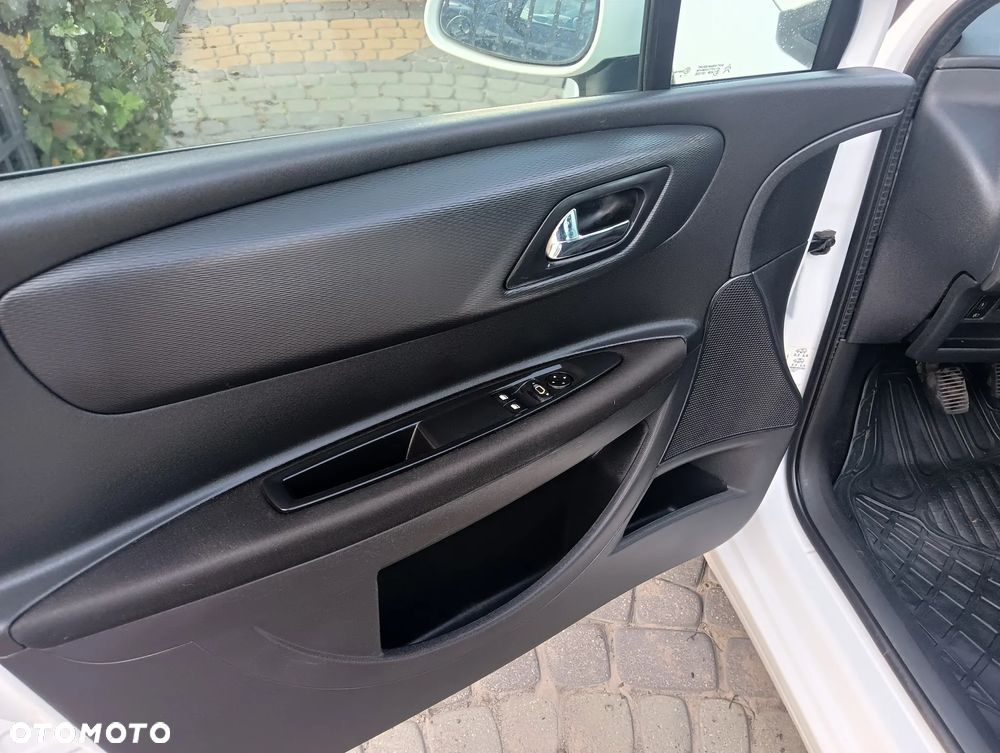 Citroën C4 1.4 16V Style - 10