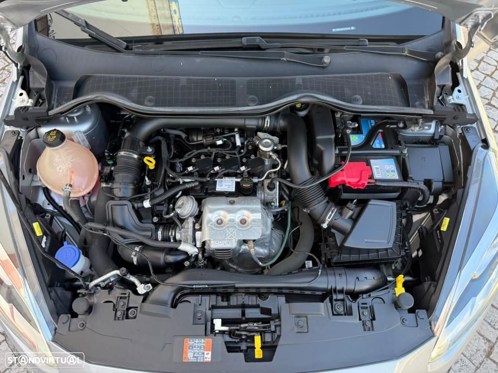 Ford Fiesta 1.0 EcoBoost Titanium - 23