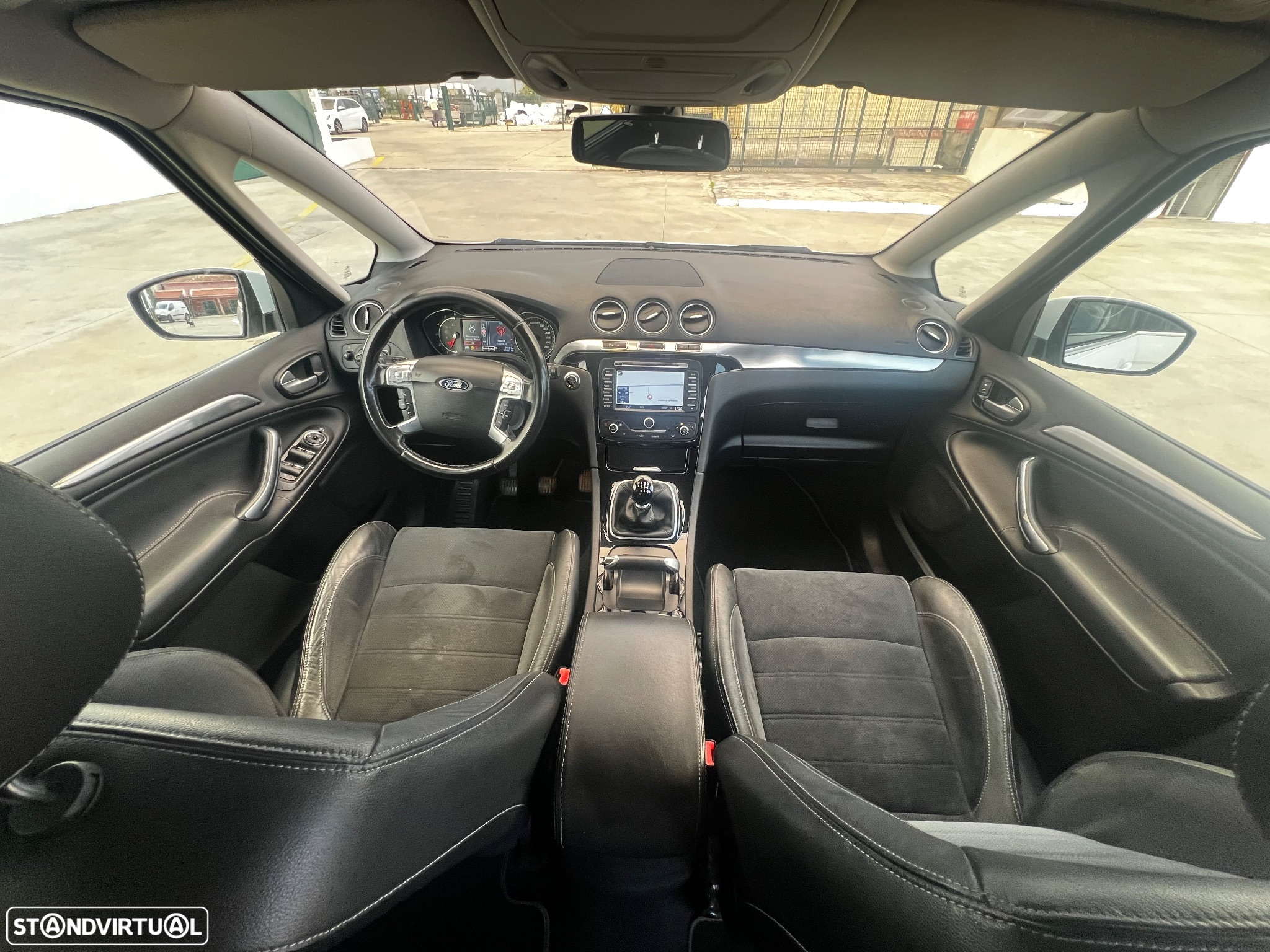 Ford S-Max 2.0 TDCi Titanium 7L 139g - 12